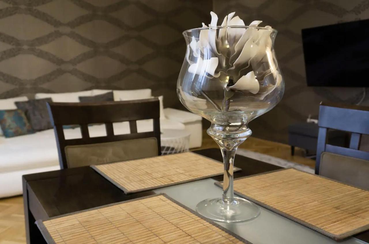 Premium Apartment By Hi5 - Lendvay Palace Budapest Luaran gambar